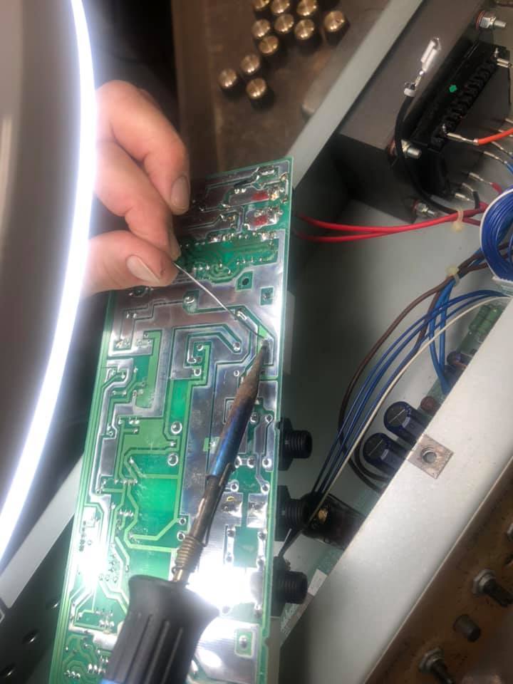 Réparation matériel électronique 17